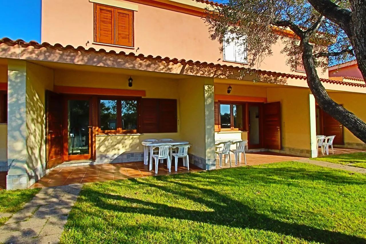 Residence Li Menduli San Teodoro  Apartment