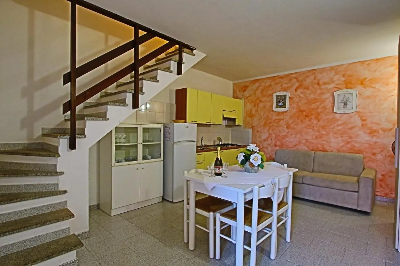 Residence Li Menduli San Teodoro  Italy