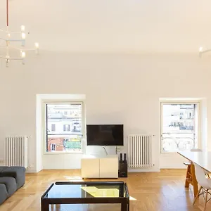 Giulio Cesare Penthouse In Apartment Rome